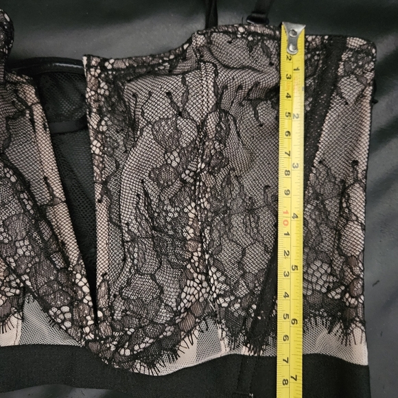 Victorias Secret Black Lace Long Line Strapless Boning Bra Size Small - Picture 8 of 11